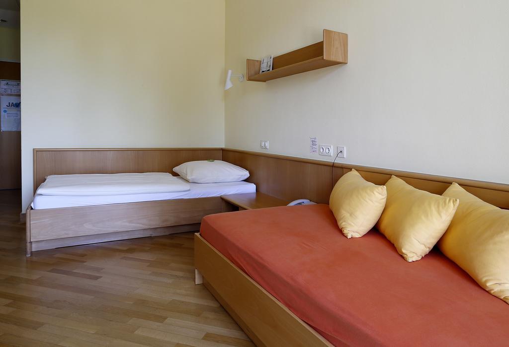 Tagungs- Und Bildungszentrum Steinbach/Taunus Steinbach im Taunus Rom bilde